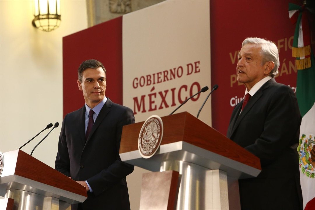 El presidente del Gobierno, Pedro Sánchez, y el presidente de México, Manuel López Obrador ofrecen una rueda de prensa en México.
Pool Moncloa
(Foto de ARCHIVO)
30/1/2019