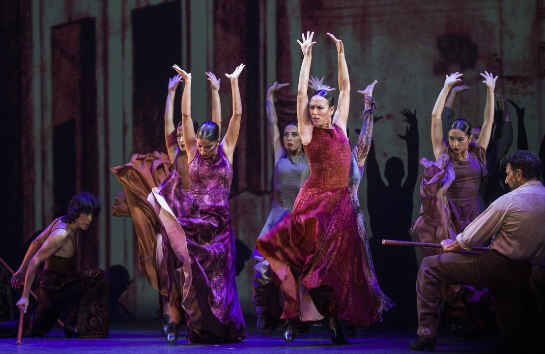 El Ballet Flamenco de Andalucía (BFA) durante el espectáculo '25 aniversario' en la XXI edición de la Bienal de Sevilla en el Teatro Lope de Vega. En Sevilla (Andalucía, España), a 05 de septiembre de 2020.
María José López / Europa Press
(Foto de ARCHIVO)
05/9/2020