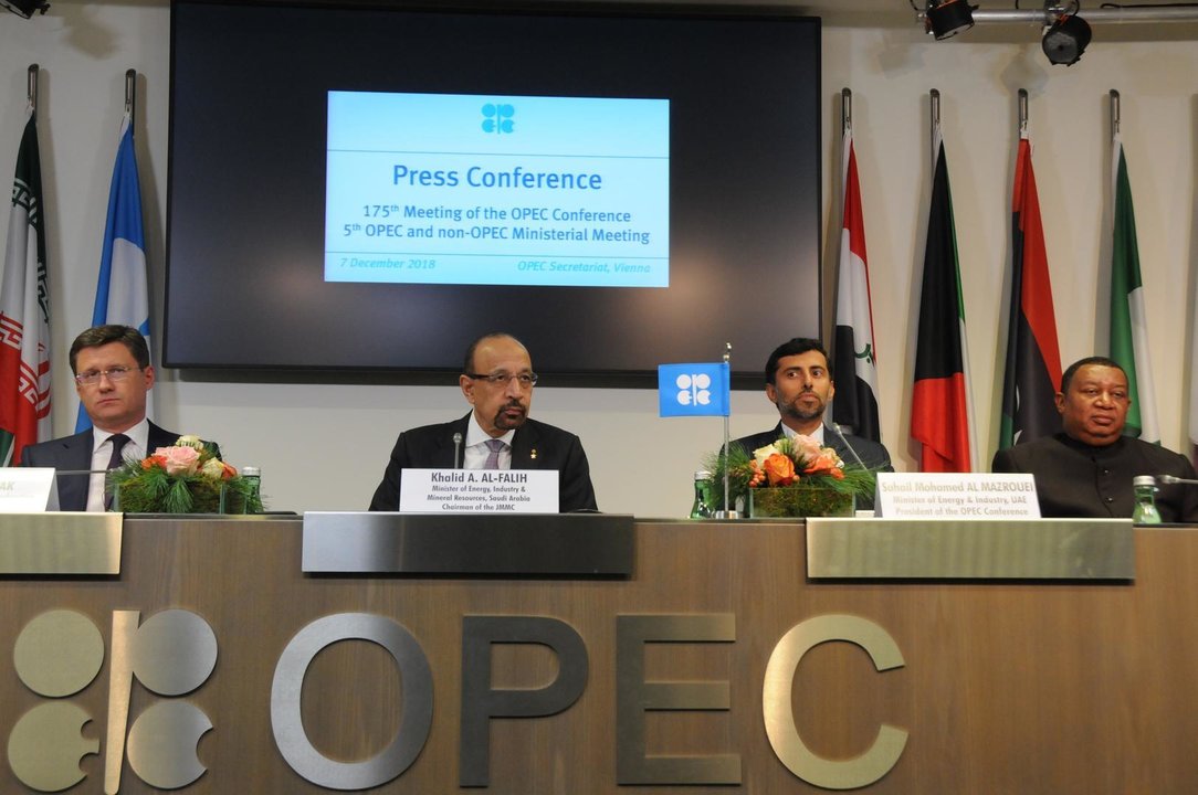 VIENNA, Dec. 7, 2018  From L to R) Russian Energy Minister Alexander Novak, Saudi Energy Minister Khalid al-Falih, UAE Minister of Energy and Industry Suhail Mohamed Faraj Al Mazrouei, and OPEC Secretary-General Mohammed Barkindo attend a press conference after an OPEC and non-OPEC oil producers meeting in Vienna, Austria, on Dec. 7, 2018. The Organization of the Petroleum Exporting Countries (OPEC) and Non-OPEC oil producers on Friday agreed to jointly cut the crude production by 1.2 million barrels per day, to be implemented in January 2019 for an initial period of six months.,Image: 401234545, License: Rights-managed, Restrictions: , Model Release: no, Credit line: Liu Xiang / Zuma Press / ContactoPhoto
