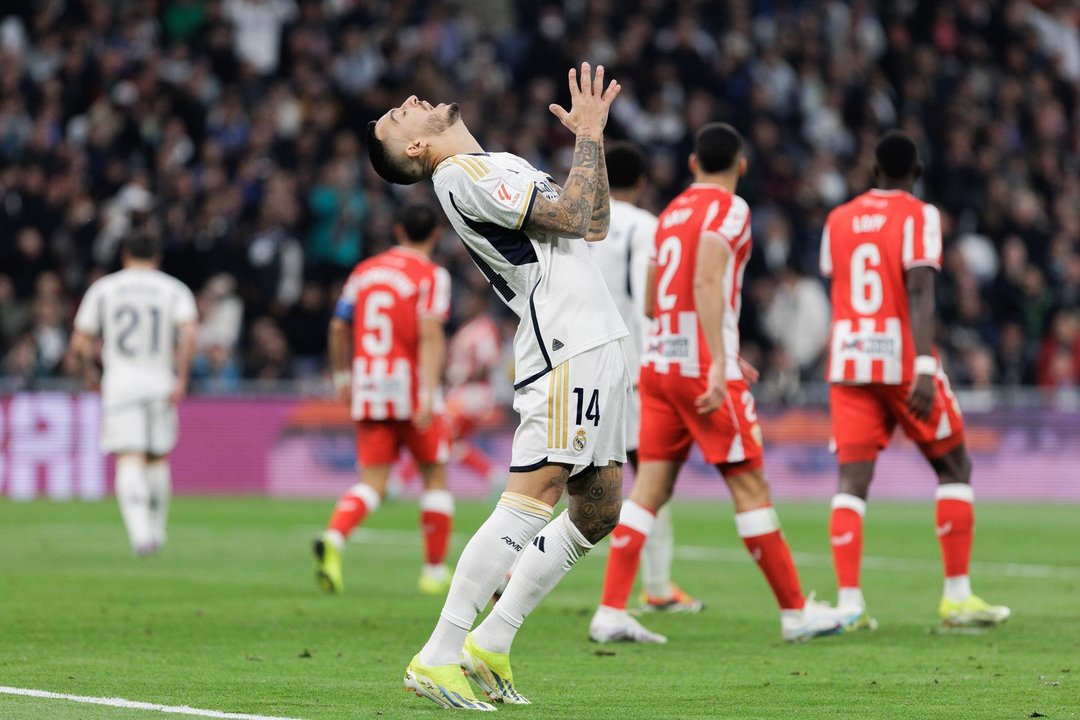January 21, 2024, Madrid, Spain: Joselu Mato of Real Madrid reacts to a missed opportunity during the La Liga 2023/24 match between Real Madrid and Almeria at Santiago Bernabeu Stadium. Final score Real Madrid 3:2 Almeria,Image: 839280708, License: Rights-managed, Restrictions: , Model Release: no, Credit line: Guillermo Martinez / Zuma Press / ContactoPhoto
