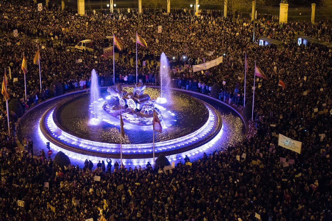 March 8, 2019 - Madrid, Spain - Hundreds of women arrive at the Plaza de Cibeles during the International Women's day protest in Madrid..Thousands of women protest against the inequality between genders, precariousness, the non-co-responsibility of neither men nor the State in care work, among other discriminations during the International Women's Day.,Image: 418251307, License: Rights-managed, Restrictions: , Model Release: no, Credit line: Lito Lizana / Zuma Press / ContactoPhoto