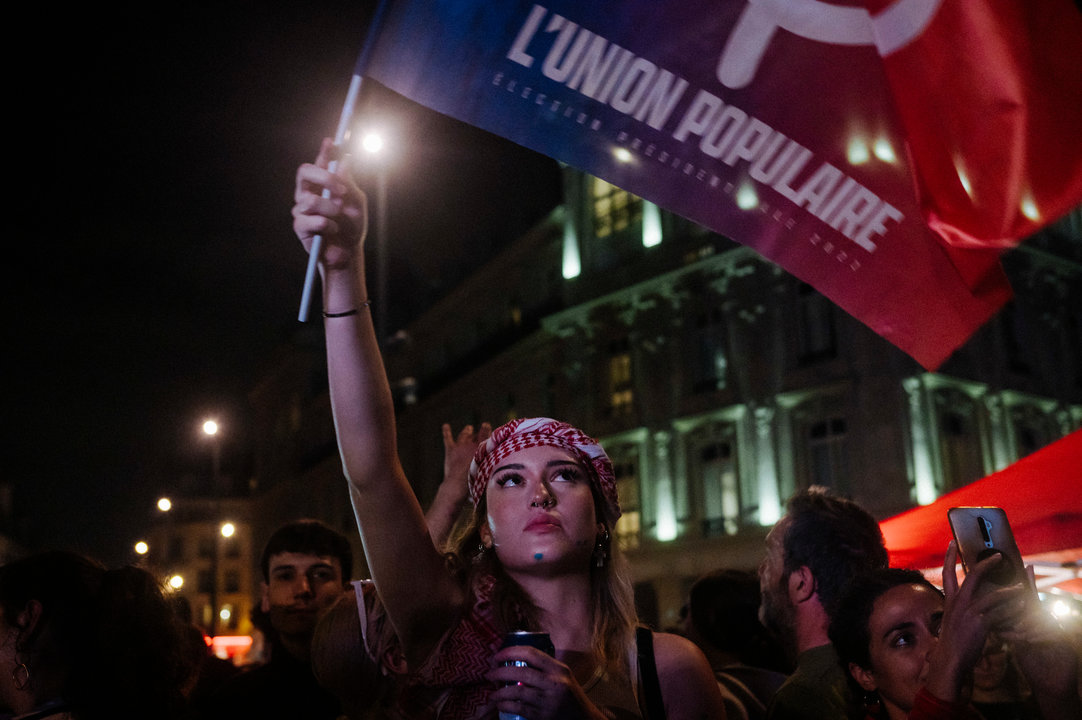 In Paris, tens of thousands of people converged on the Place de la Republique, where the New Popular Front's election evening began at 11pm. Several leaders took to the stage not far from the statue to speak. The demonstrators had come to express their rejection of the Rassemblement National and its values.