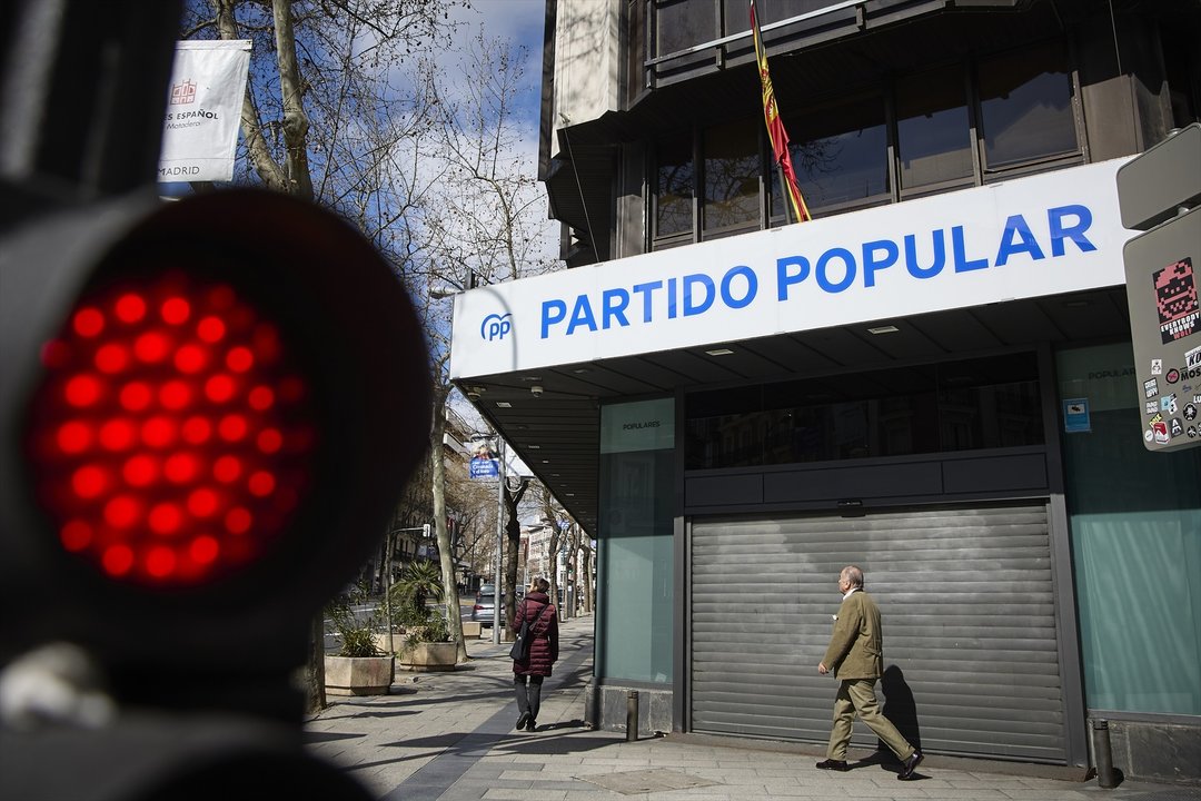 EuropaPress_5047170_nuevo_logo_instalado_sede_partido_popular_calle_genova_12_marzo_2023_madrid Partido Popular
Jesús Hellín / Europa Press