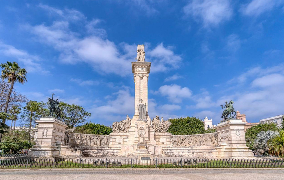 Monumento a la Constitución de 1812 (La Pepa) en Cádiz — Foto de Cándido Correa