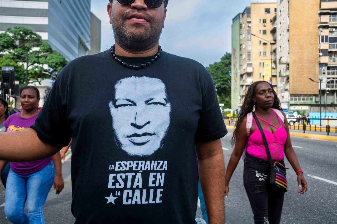 July 25, 2024, Caracas, Miranda, Venezuela: Closing of the electoral campaign in Venezuela. Supporters of President Nicolas Maduro walk through the city of Caracas on the last day of campaigning. Presidential elections will be held on Sunday 28 July.,Image: 892511044, License: Rights-managed, Restrictions: , Model Release: no, Credit line: Jimmy Villalta / Zuma Press / ContactoPhoto