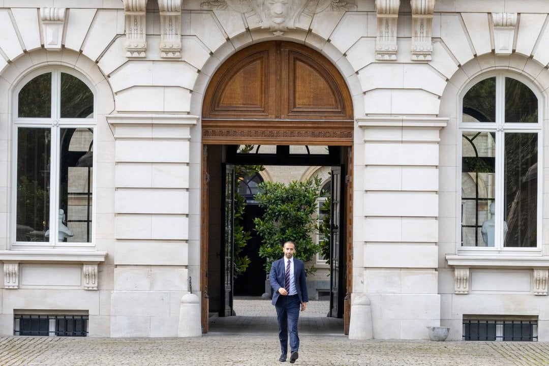 Sammy Mahdi tras reunirse con el rey belga, el viernes 23 de agosto de 2024 en Bruselas, sobre la formación del Gobierno Federal — Nicolas Maeterlinck / Zuma Press / ContactoPhoto